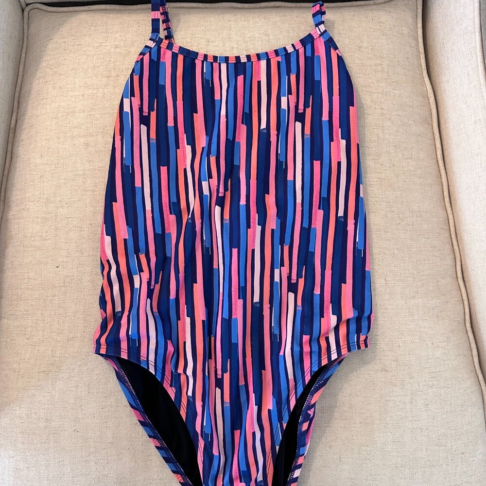Jolyn Dayno Tie Back Onesie - Size 34